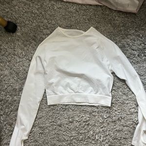 BRAND NEW LONG SLEEVE WORKOUT TOP.